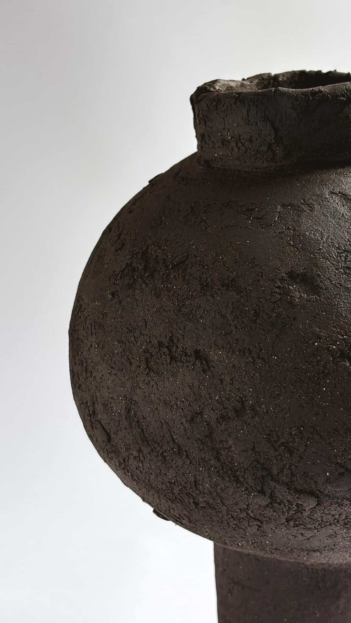 Tall Moon Jar (Brown)