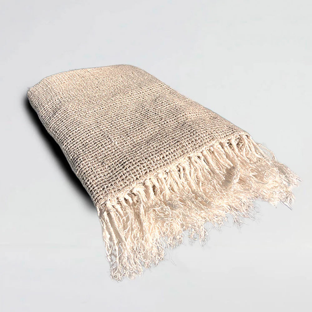 Solenne Throw