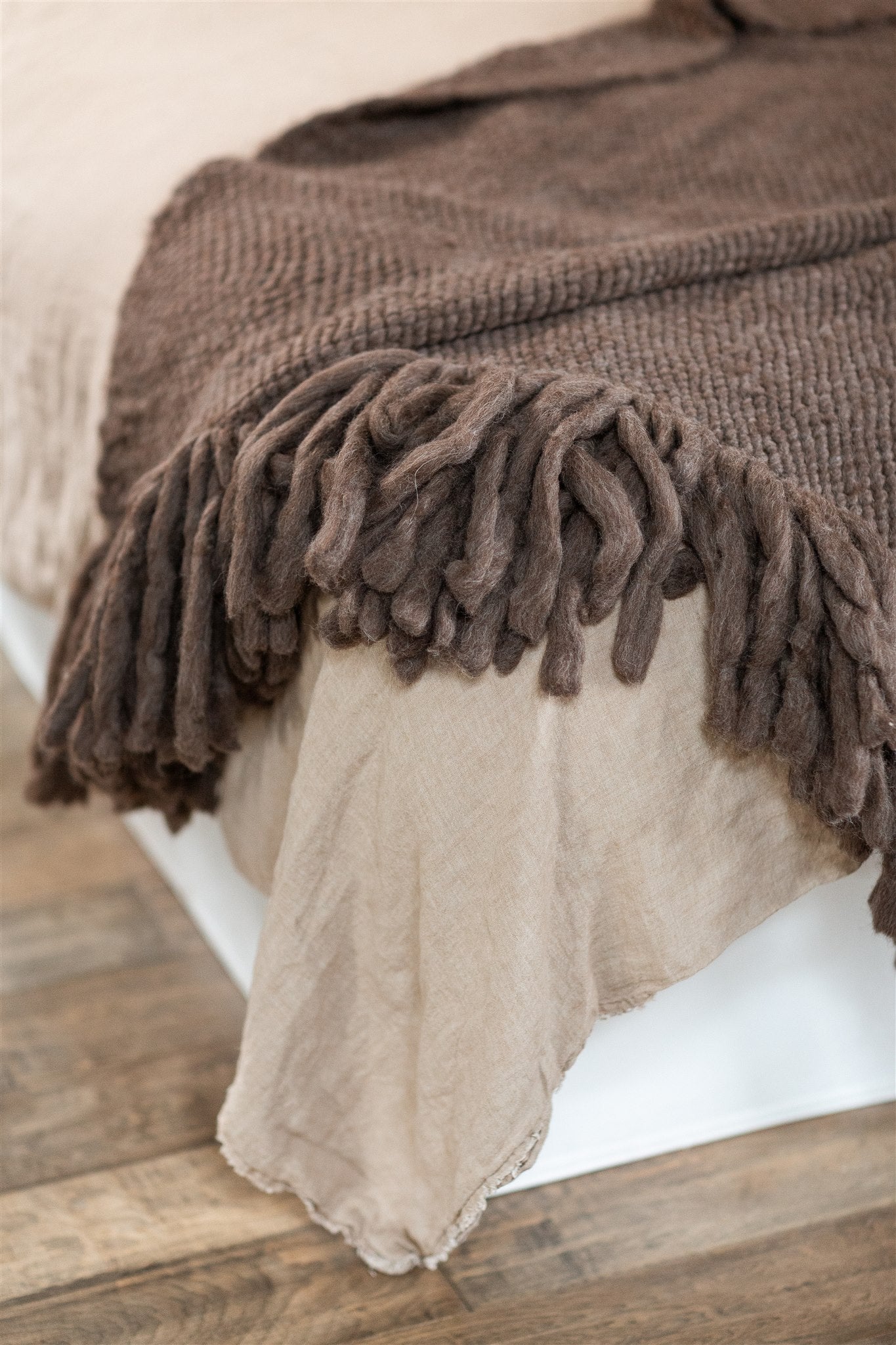 Throw — Brown